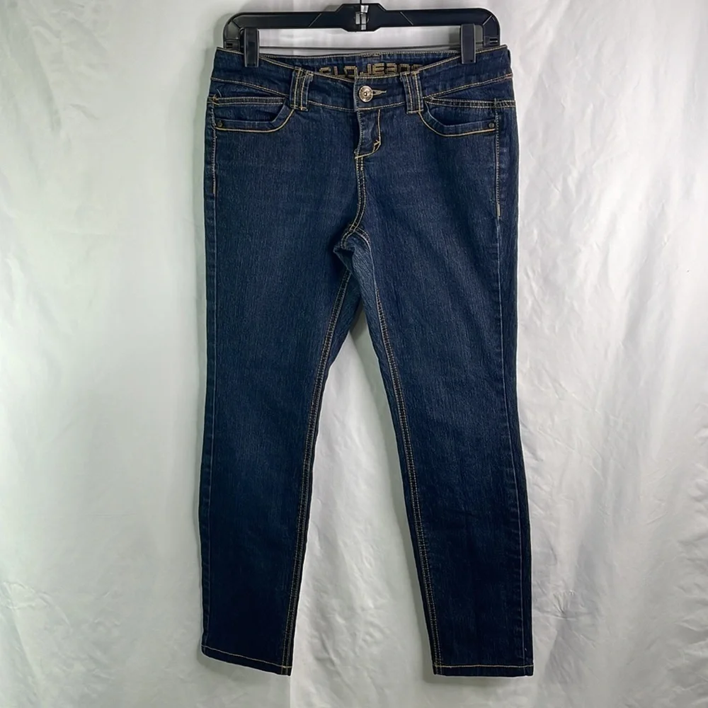 GLO Jeans